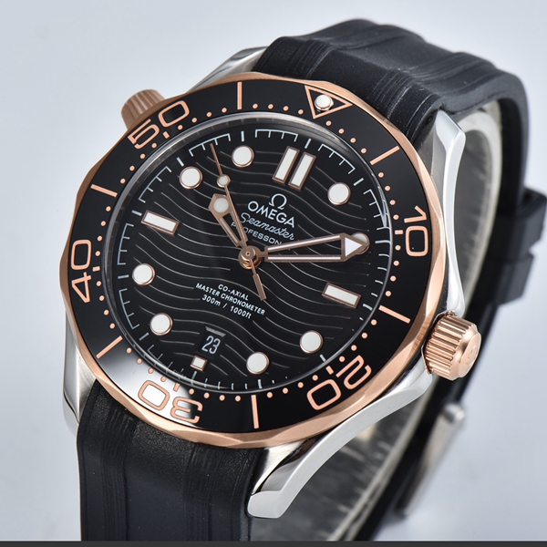 オメガ時計背面デザイン